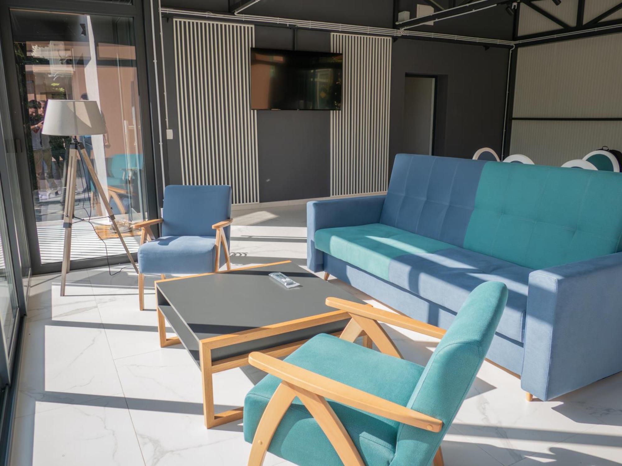 Sunny Corner Apartments Visoko Bagian luar foto