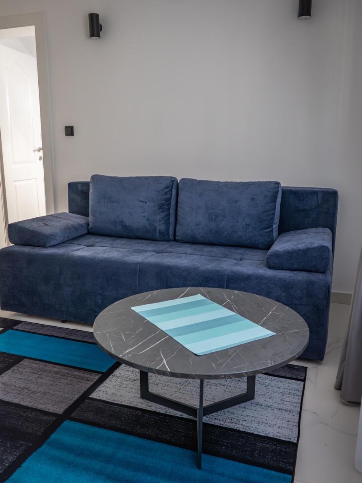 Sunny Corner Apartments Visoko Bagian luar foto