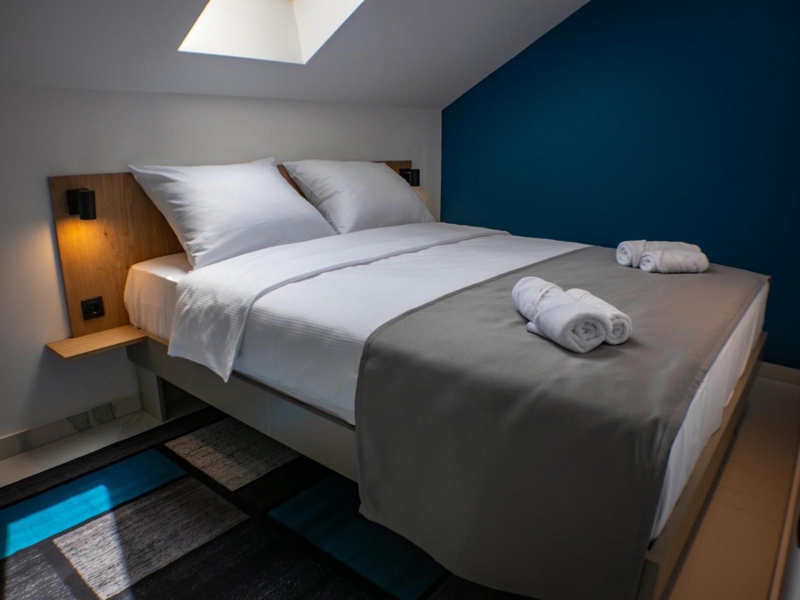 Sunny Corner Apartments Visoko Bagian luar foto
