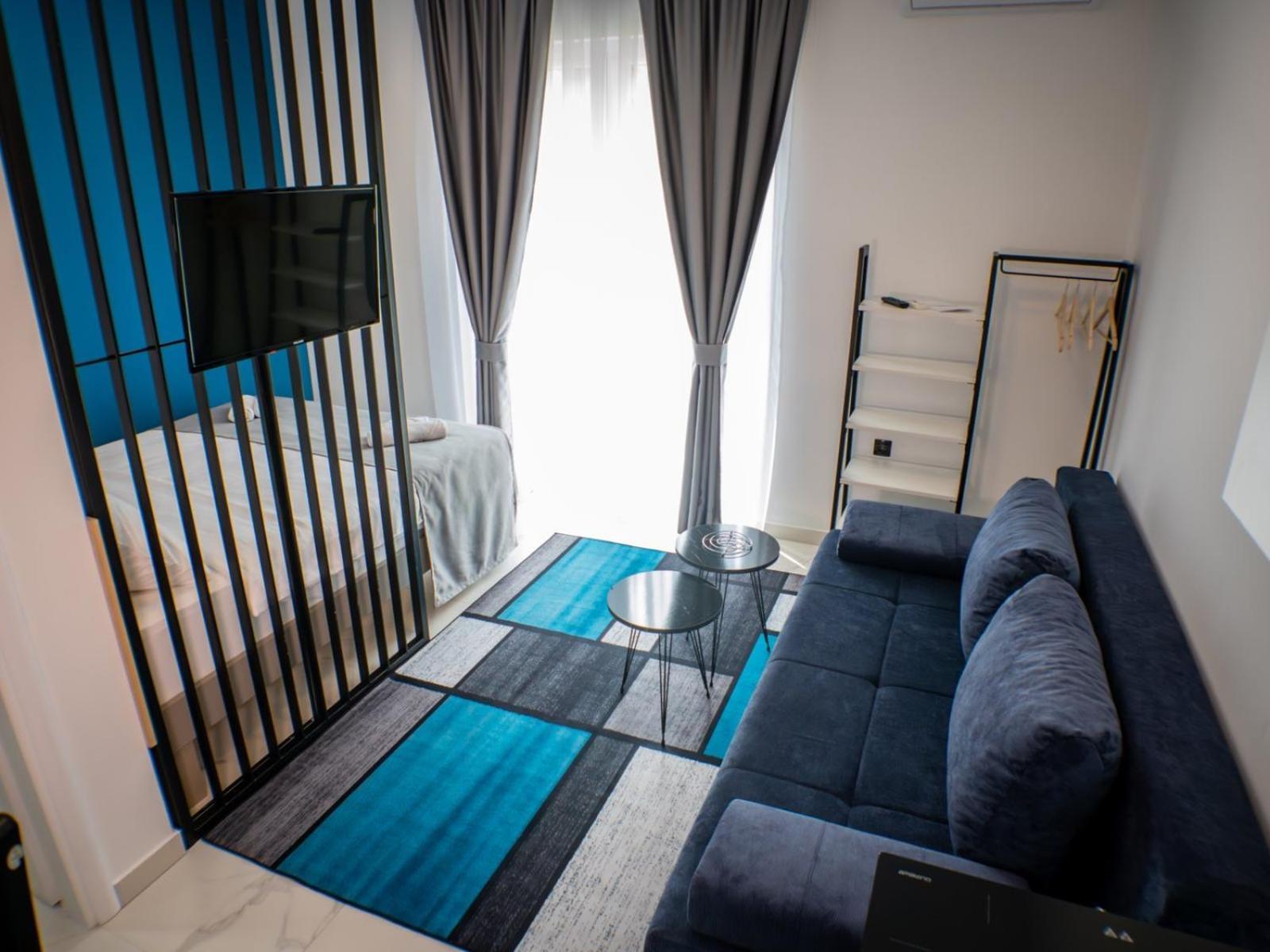 Sunny Corner Apartments Visoko Bagian luar foto