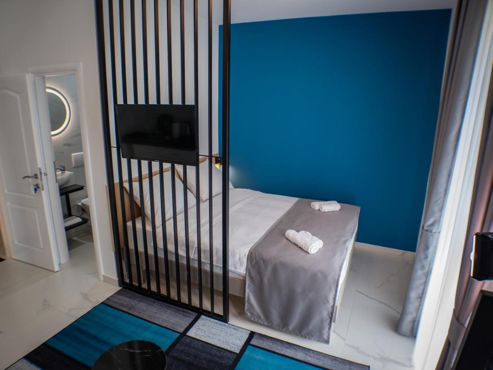 Sunny Corner Apartments Visoko Bagian luar foto