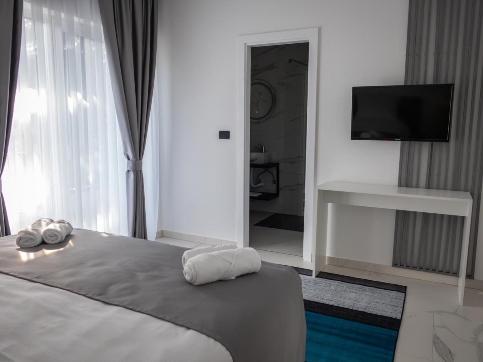 Sunny Corner Apartments Visoko Bagian luar foto