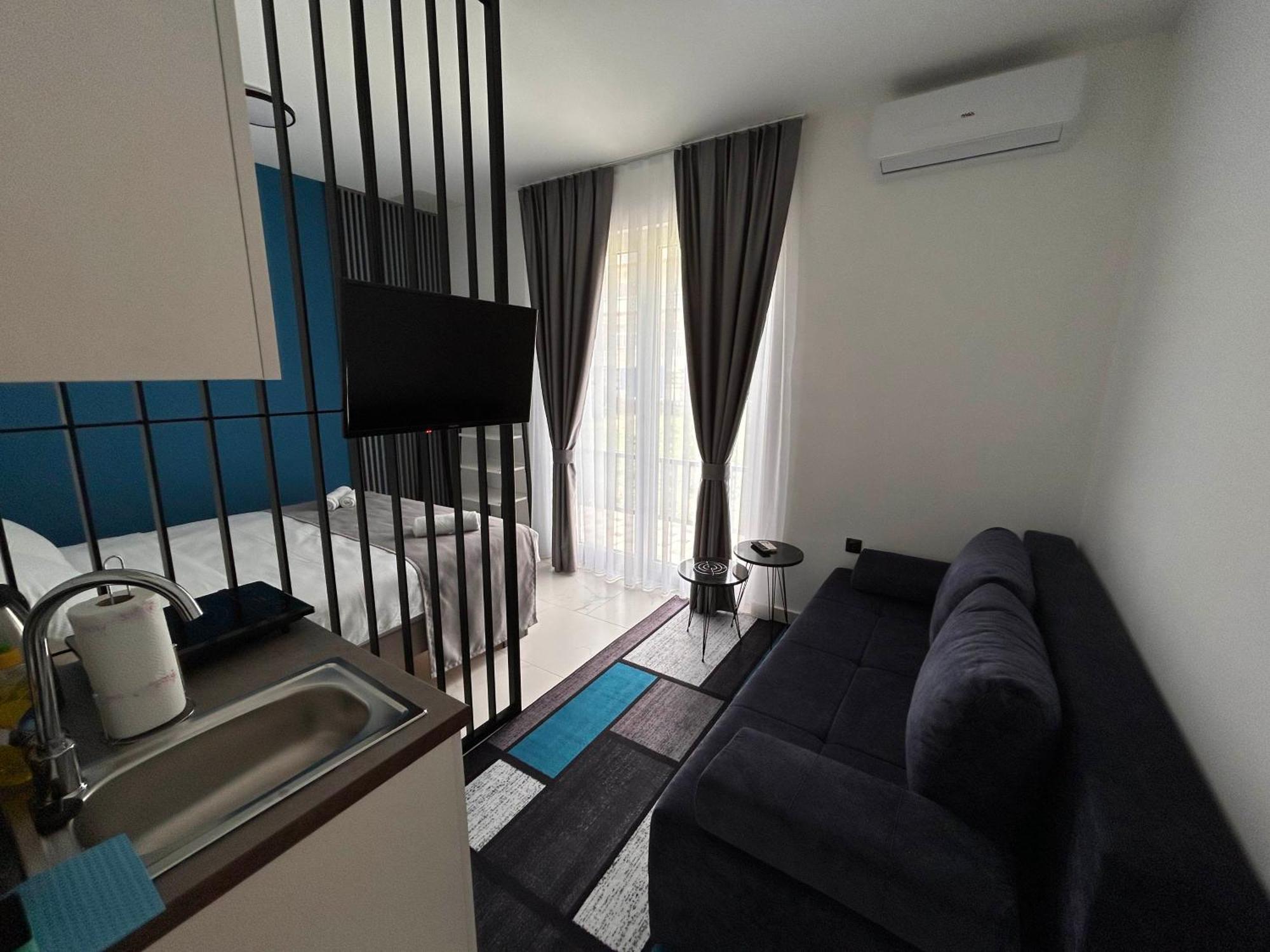 Sunny Corner Apartments Visoko Bagian luar foto