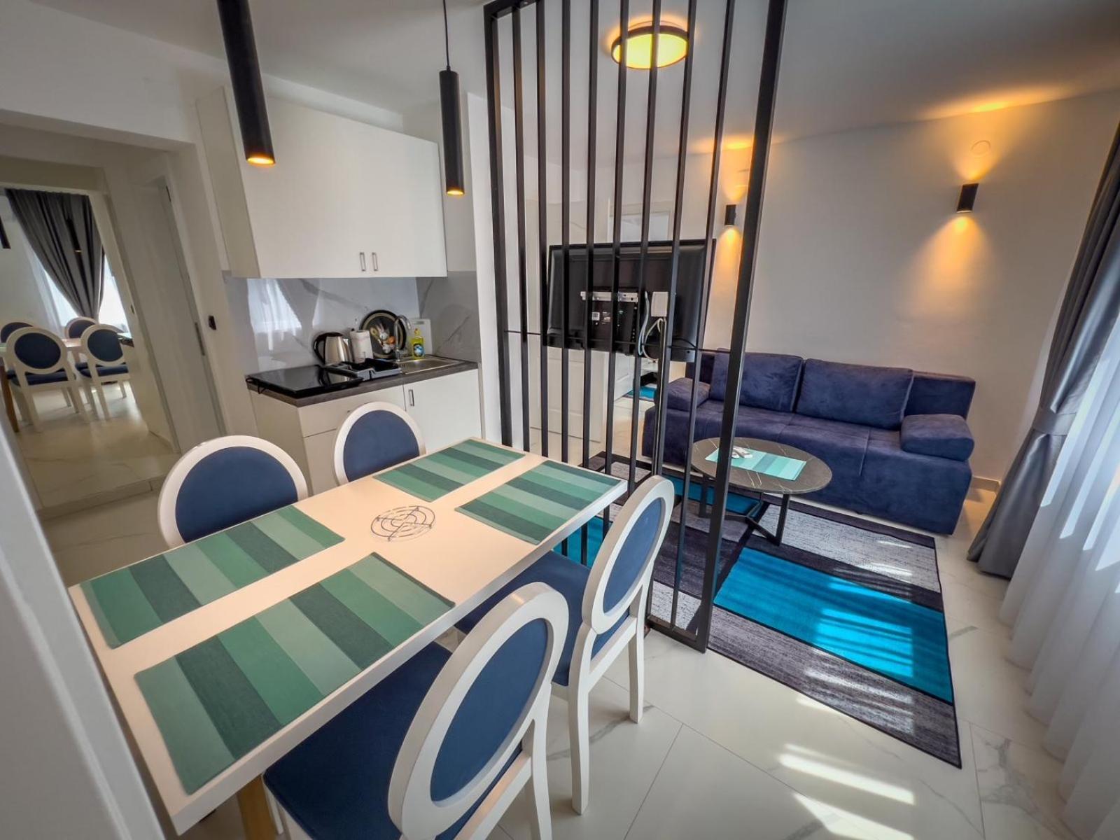 Sunny Corner Apartments Visoko Bagian luar foto